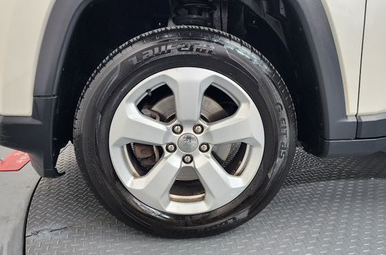 Jeep Compass 2.4 Limitied AWD — пробег 48 807 км — фото 5 из 5