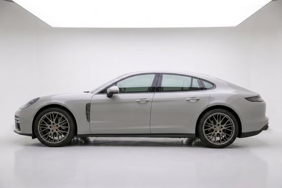 Porsche Panamera 2.9 AWD Platinum Edition — пробег 18 300 км — фото 1 из 5