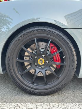 Lotus Exige CUP 430 — пробег 13 000 км — фото 5 из 5