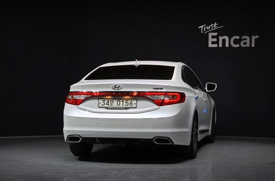 Hyundai Grandeur Premium Collection — пробег 149 220 км — фото 4 из 5