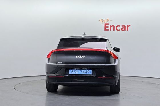 Kia EV6 Standard 4WD Earth — пробег 77 802 км — фото 4 из 5