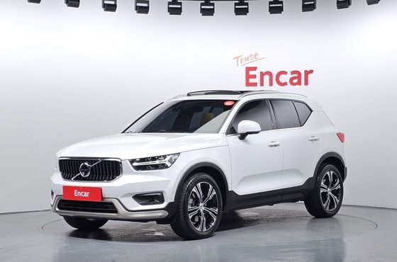 Volvo XC40 B4 Inscription — пробег 81 758 км — фото 1 из 5