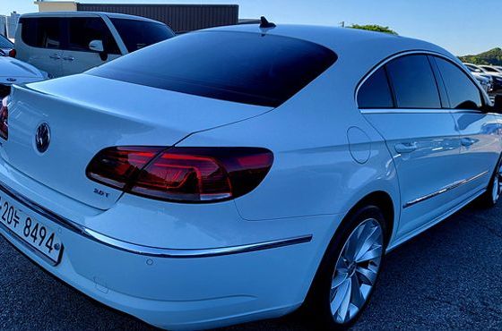 Volkswagen CC 2.0 TSI — пробег 101 177 км — фото 2 из 5