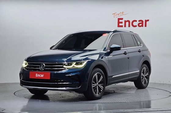 Volkswagen Tiguan 2.0 TDI 4-Motion Premium — пробег 105 722 км — фото 1 из 5