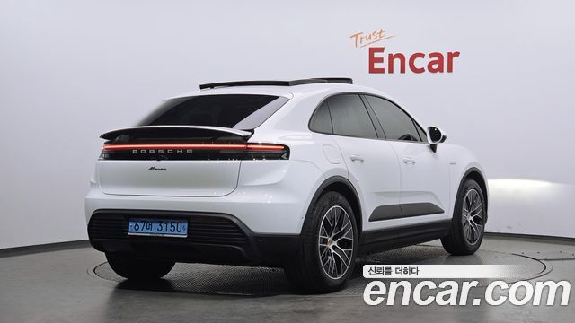 Porsche Macan из Кореи Encar