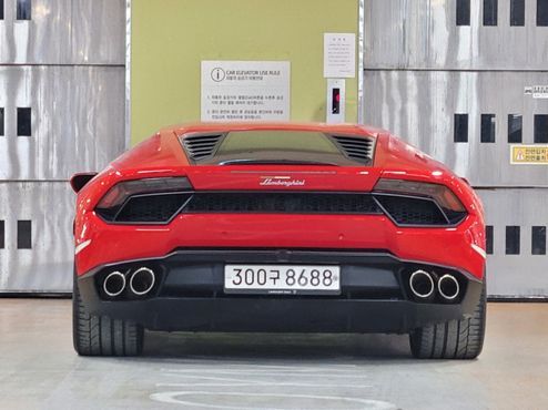 Lamborghini Huracan LP580-2 — пробег 24 600 км — фото 4 из 5