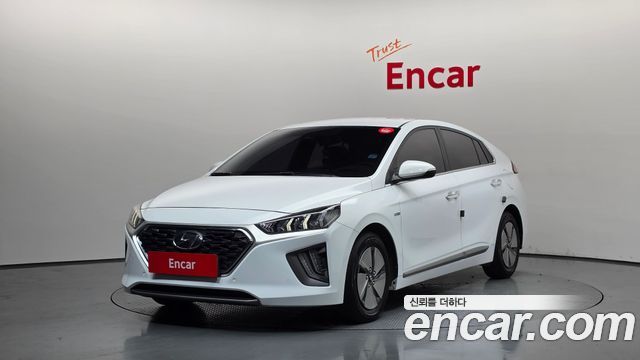 Hyundai Ioniq 1.6 HEV Q — пробег 136 055 км — фото 1 из 5