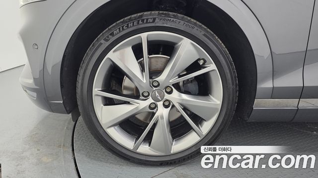 Genesis GV70 из Кореи Encar