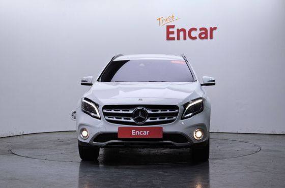 Mercedes-Benz GLA-Class GLA220 — пробег 52 371 км — фото 3 из 5
