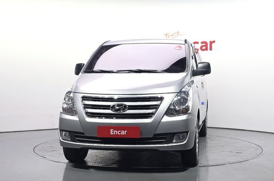 Hyundai Starex 12-Seater Wagon Smart — пробег 54 570 км — фото 3 из 5