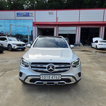 Mercedes-Benz GLC-Class GLC300 4MATIC — пробег 93 948 км — фото 1 из 5