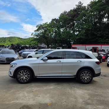 Mercedes-Benz GLC-Class GLC300 4MATIC — пробег 93 948 км — фото 3 из 5