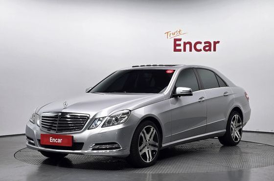 Mercedes-Benz E-Class E300 Elegance — пробег 87 554 км — фото 1 из 5
