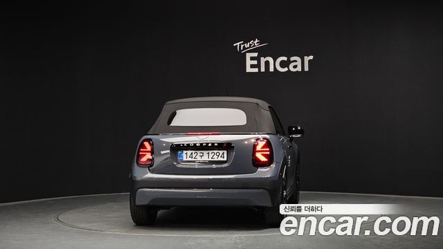 Mini Cooper Convertible из Кореи Encar