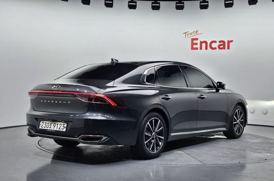 Hyundai Grandeur 2.5 Exclusice — пробег 89 800 км — фото 2 из 5