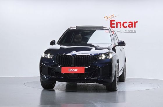 BMW X5 xDrive 40i M Sport — пробег 7 047 км — фото 3 из 5