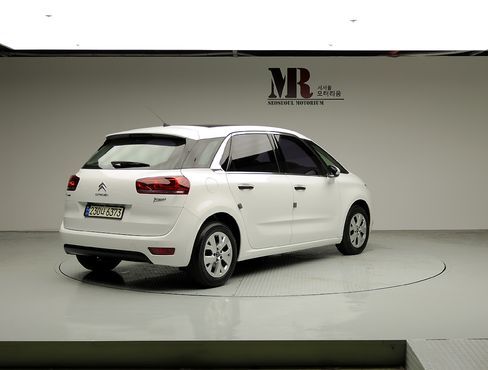 Citroen-DS C4 Picasso 1.6 B-HDI Intensive — пробег 101 400 км — фото 3 из 5