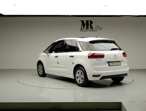 Citroen-DS C4 Picasso 1.6 B-HDI Intensive — пробег 101 400 км — фото 4 из 5