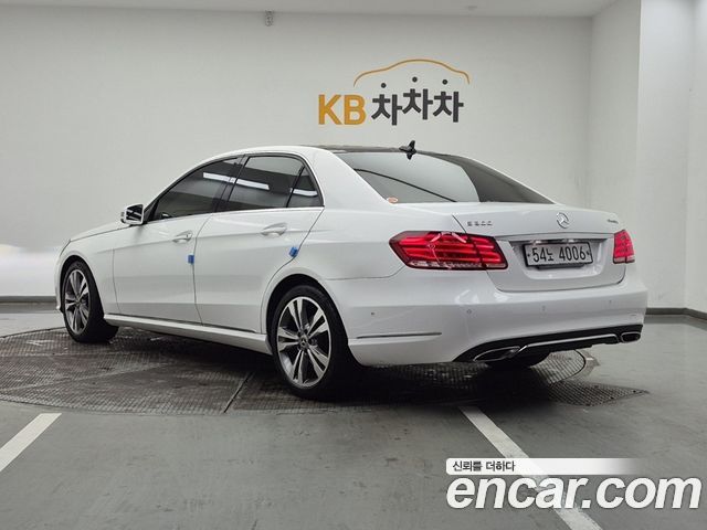 Mercedes-Benz E-Class E300 4MATIC Avantgarde — пробег 178 402 км — фото 4 из 5