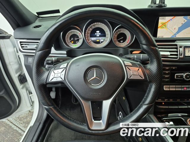 Mercedes-Benz E-Class E300 4MATIC Avantgarde — пробег 178 402 км — фото 5 из 5