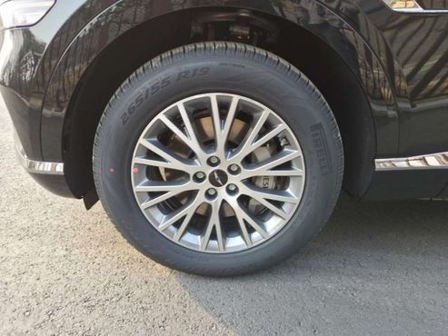 Genesis GV80 2.5T Gasoline 2WD — пробег 1 100 км — фото 5 из 5
