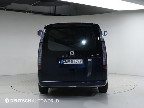 Hyundai Staria HEV 1.6T Lounge 9-Seater Inspiration — пробег 11 376 км — фото 4 из 5