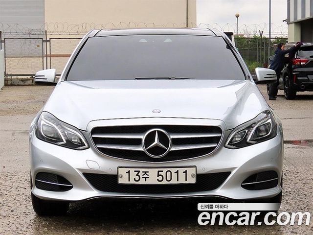 Mercedes-Benz E-Class E300 4MATIC Avantgarde — пробег 135 483 км — фото 1 из 5