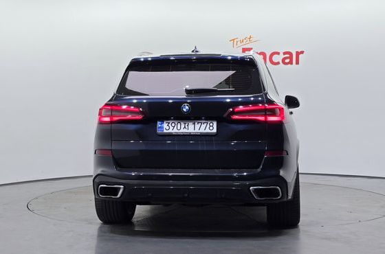 BMW X5 xDrive 30d M Sport — пробег 98 336 км — фото 4 из 5