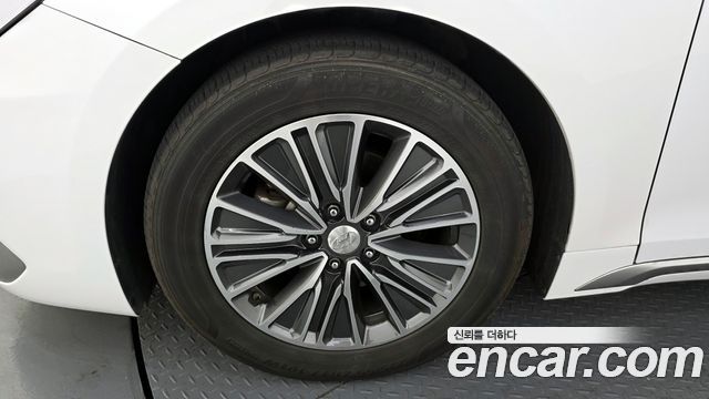 Hyundai Grandeur Premium — пробег 286 931 км — фото 5 из 5