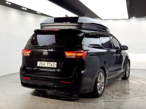 Kia Carnival 9-seater Hi-Limousine Prestige — пробег 147 620 км — фото 4 из 5