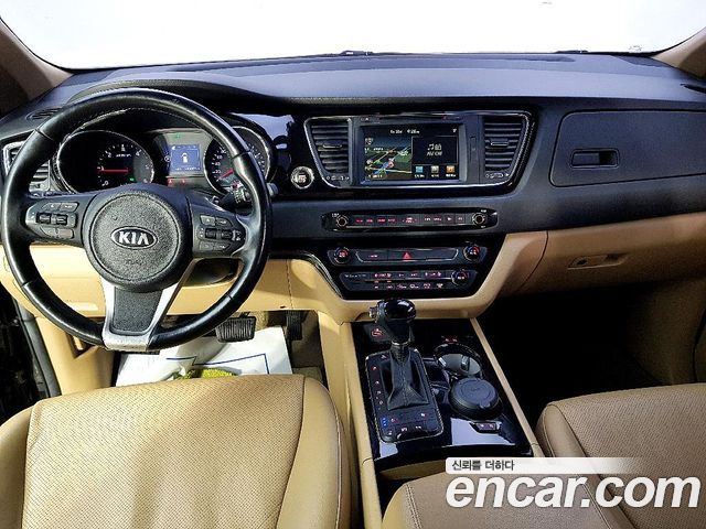 Kia Carnival из Кореи Encar