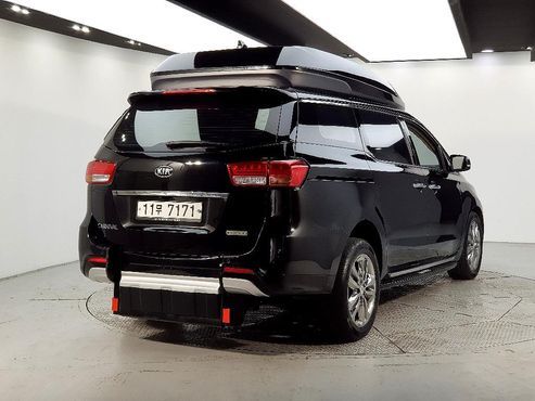 Kia Carnival 5-seater Wheelchair lift — пробег 83 430 км — фото 4 из 5