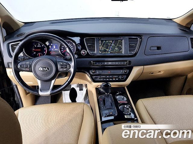 Kia Carnival из Кореи Encar