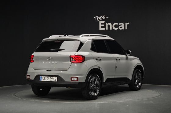 Hyundai Venue 1.6 Flux — пробег 20 192 км — фото 2 из 5
