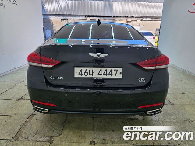Hyundai Genesis из Кореи Encar