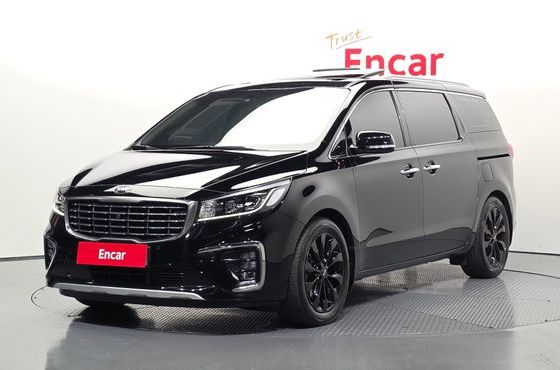 Kia Carnival 9-Seater Noblesse Special — пробег 116 107 км — фото 1 из 5