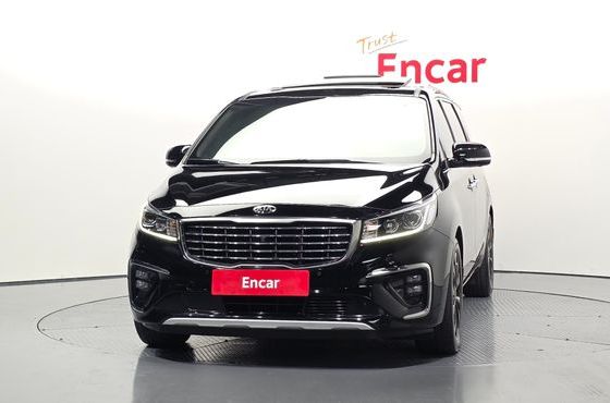 Kia Carnival 9-Seater Noblesse Special — пробег 116 107 км — фото 3 из 5