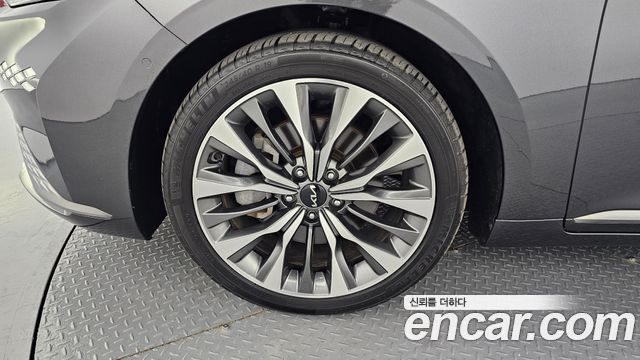 Kia K8 из Кореи Encar