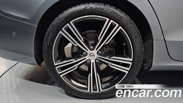 Volvo S60 из Кореи Encar