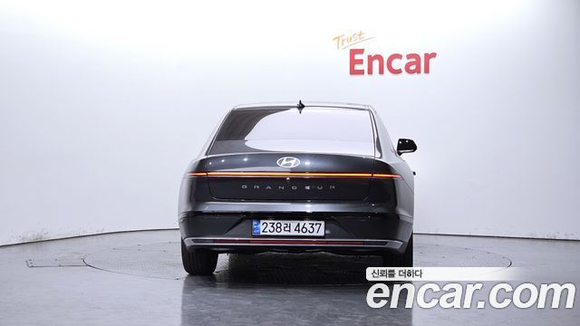 Hyundai Grandeur Premium — пробег 10 945 км — фото 4 из 5