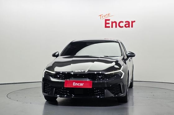 Kia K5 Signature — пробег 13 007 км — фото 3 из 5
