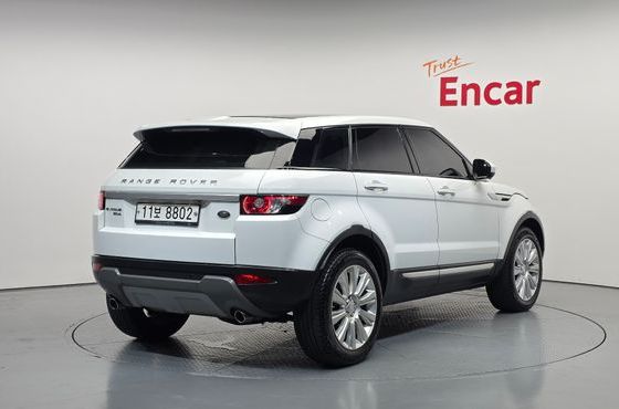 Land Rover Range Rover Evoque 2.2 SD4 Prestige — пробег 91 258 км — фото 2 из 5