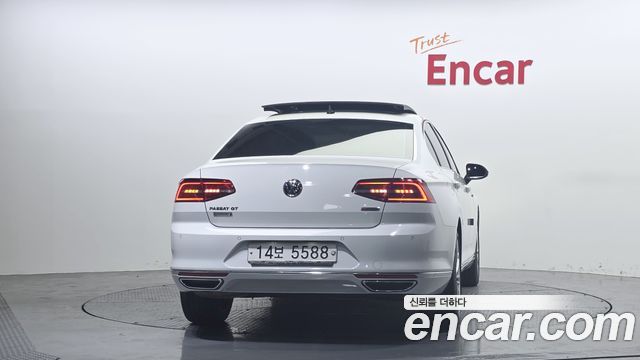 Volkswagen Passat из Кореи Encar
