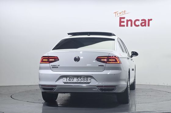 Volkswagen Passat 2.0 TDI 4Motion Prestige — пробег 65 458 км — фото 4 из 5
