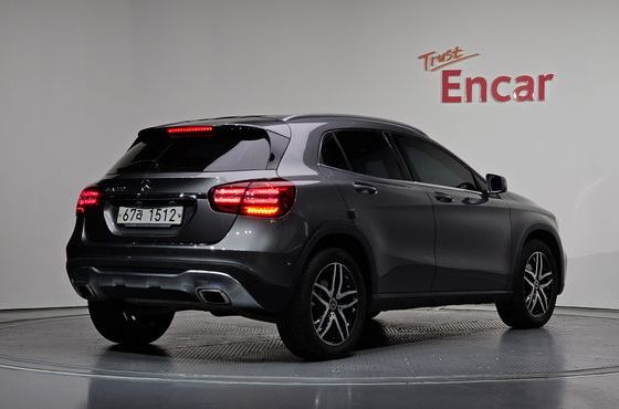 Mercedes-Benz GLA-Class GLA220 — пробег 88 067 км — фото 2 из 5