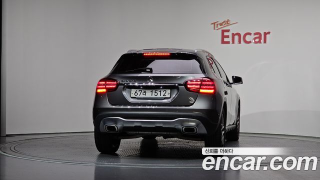 Mercedes-Benz GLA-Class из Кореи Encar