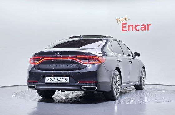 Hyundai Grandeur 2.4 Premium Special — пробег 85 026 км — фото 4 из 5