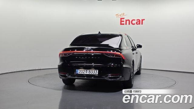 Hyundai Grandeur из Кореи Encar
