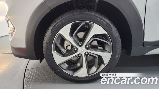 Hyundai Tucson из Кореи Encar