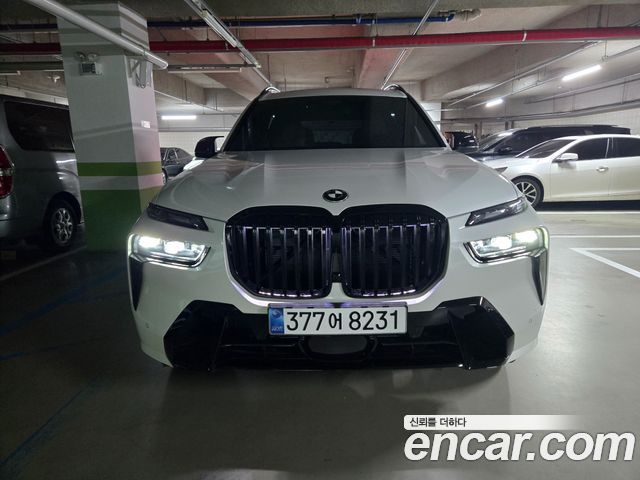 BMW X7 xDrive 40i M Sport 6STR — пробег 524 км — фото 1 из 5